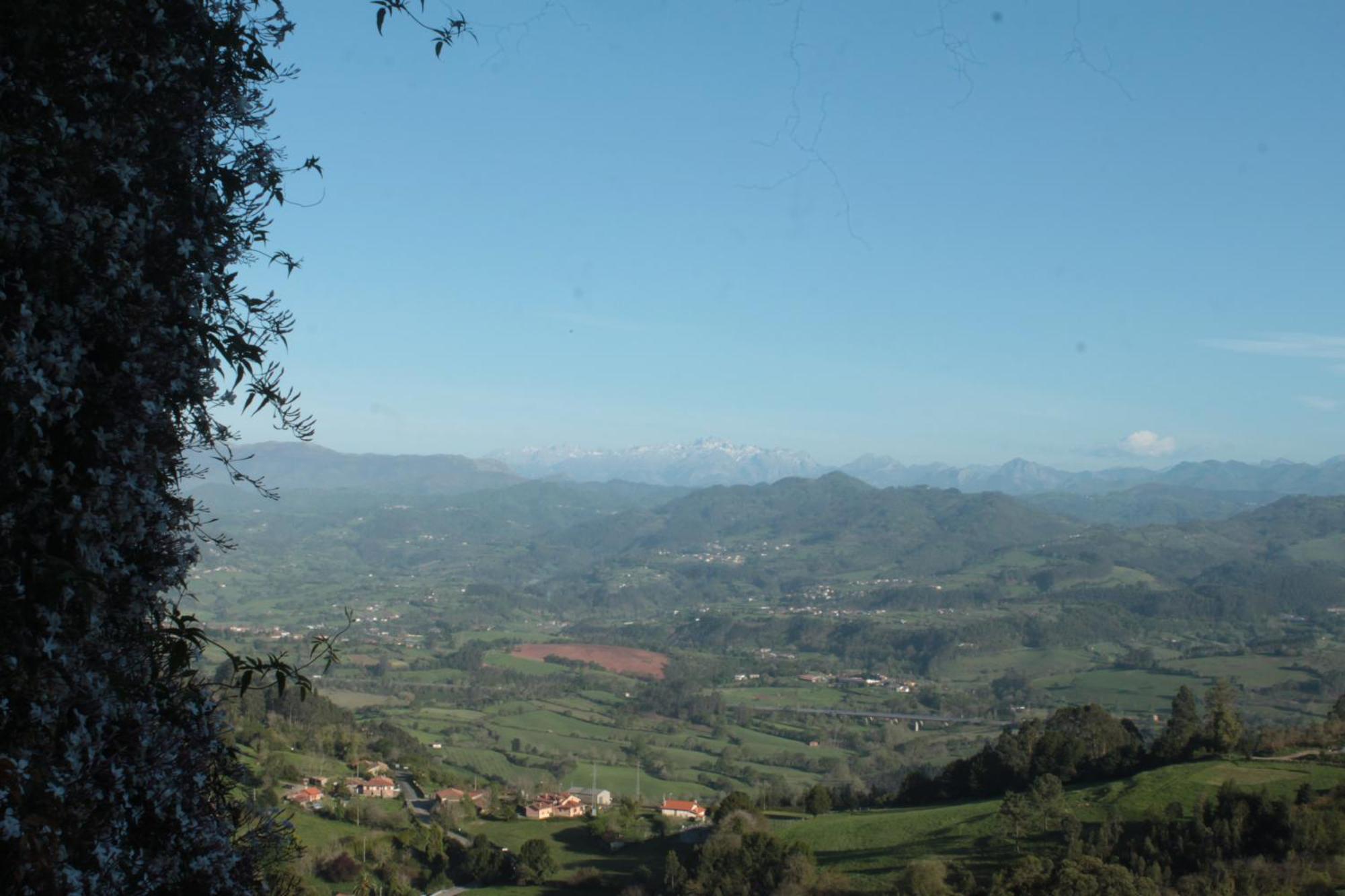 Alojamientos Rurales Pena Crespa Tresvilla Bagian luar foto